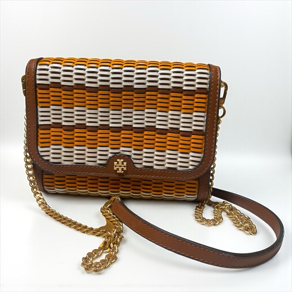 Tory Burch Emerson Woven Chain Crossbody Bag in Orange and White 🧡
